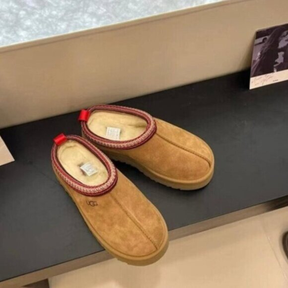 UGG Tan Platform Shoes with Red Trim - Picture 3 of 7